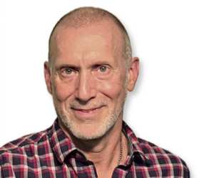 Lisa Tancredi Aprés Yoga ReikiTeacher